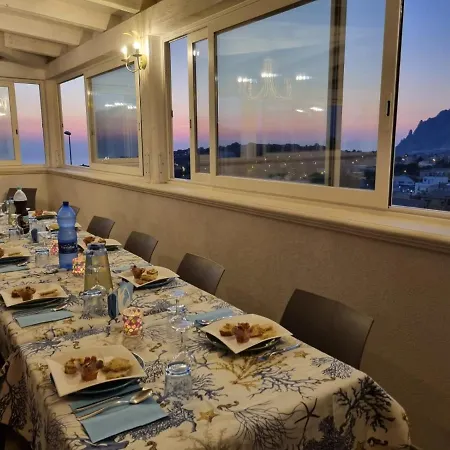 Bed and breakfast Cofanomare 3*