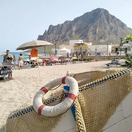 Cofanomare Bed & Breakfast Custonaci