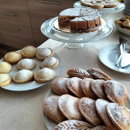 Cofanomare فندق مبيت وإفطار كوستوناتشي