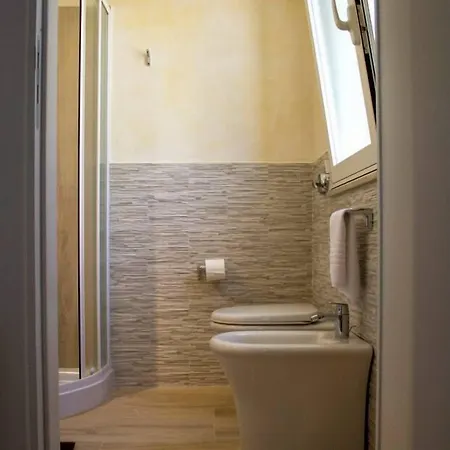 فندق مبيت وإفطار Cofanomare كوستوناتشي